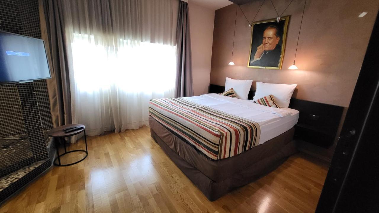 Design Hotel Mr President Belgrad Exteriör bild
