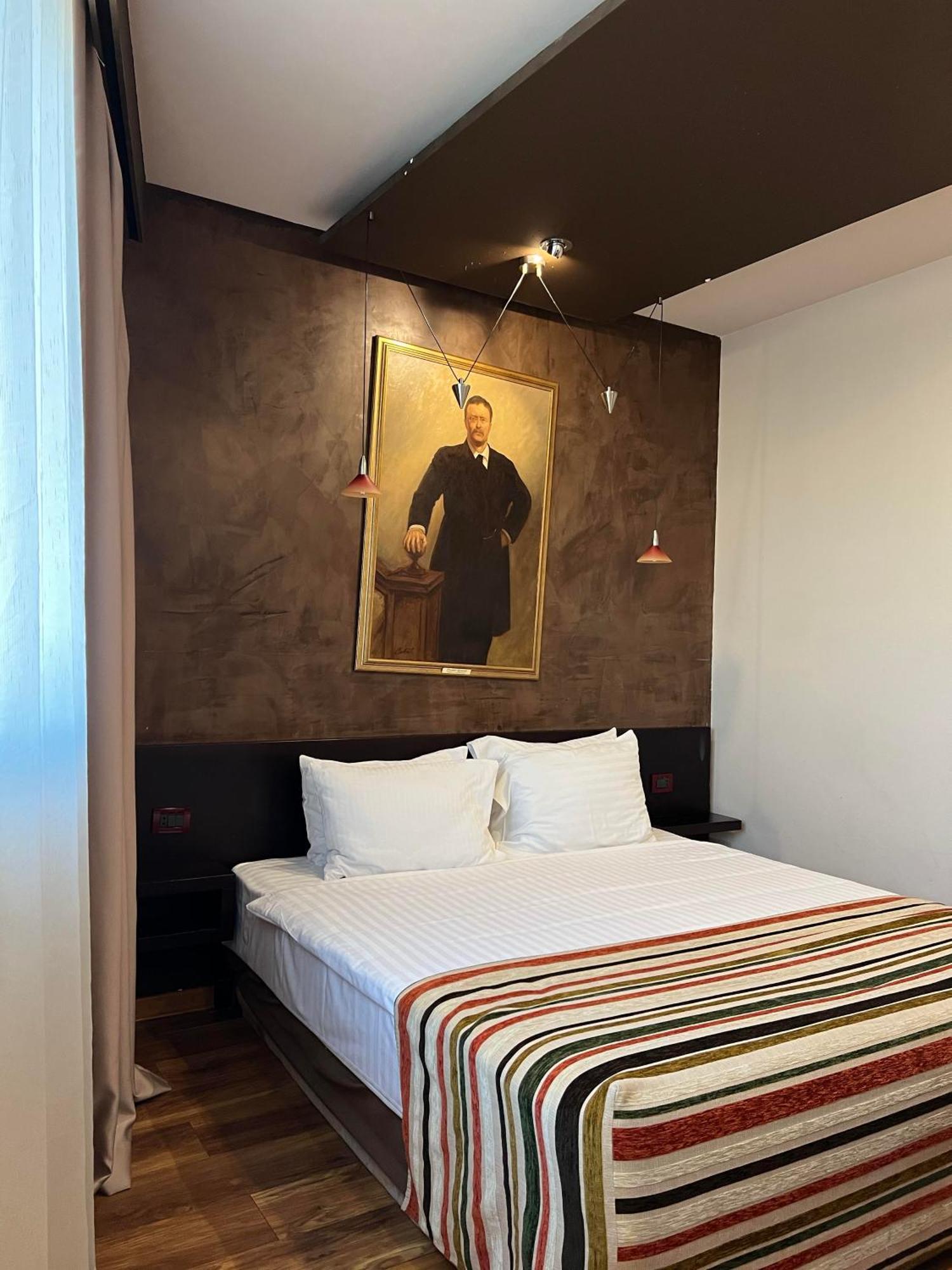 Design Hotel Mr President Belgrad Exteriör bild