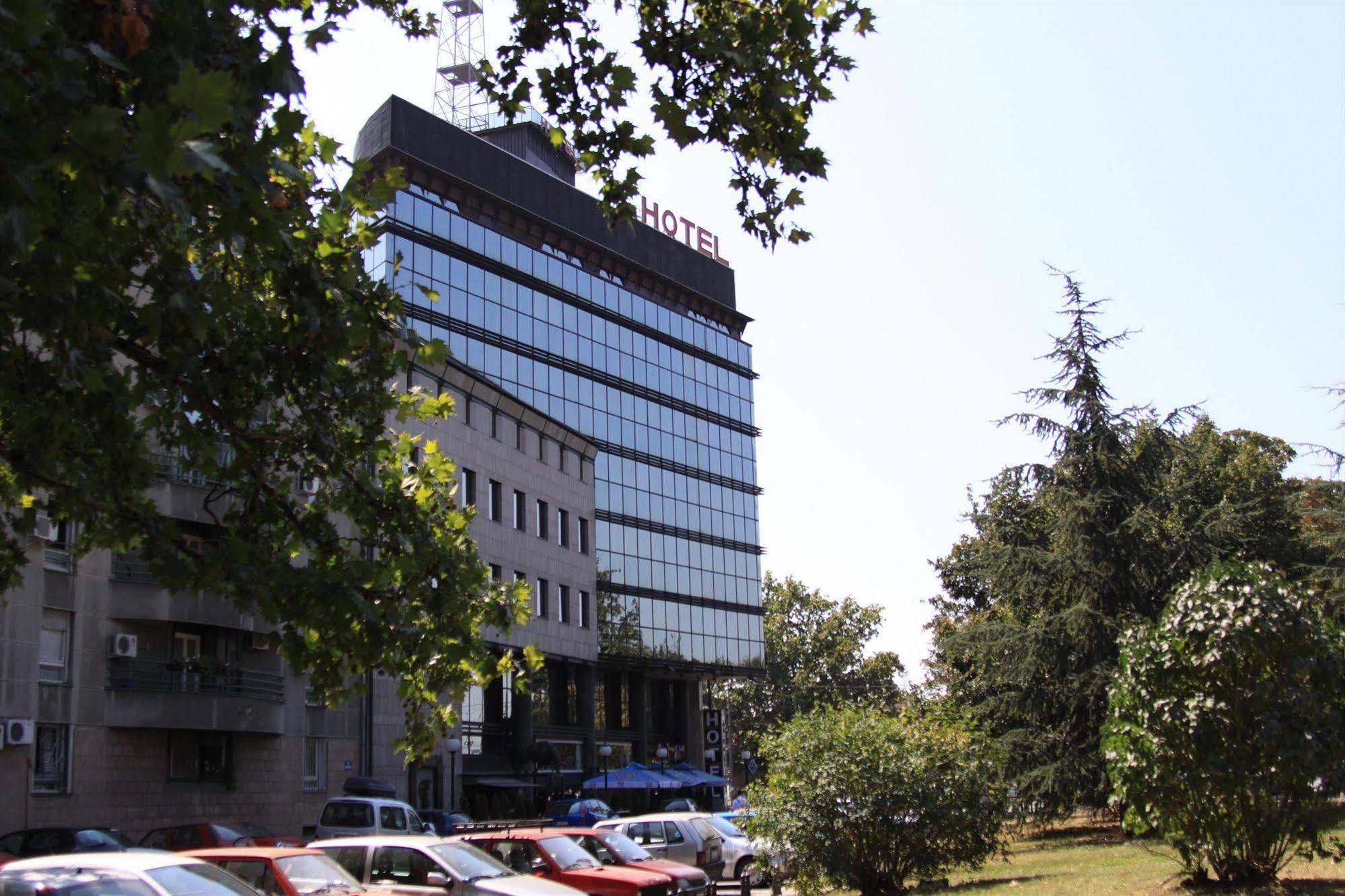 Design Hotel Mr President Belgrad Exteriör bild